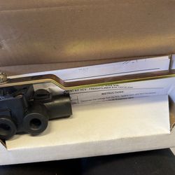 suspension leveling valve