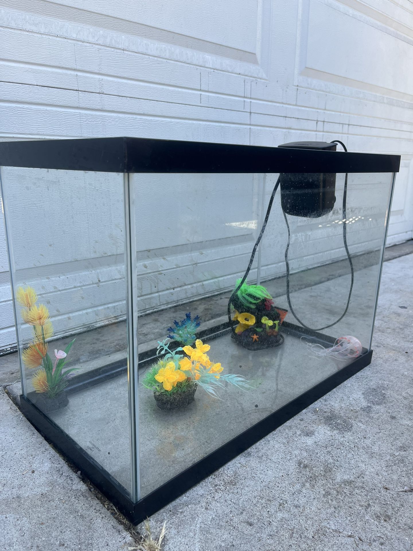 25 gallon fish tank