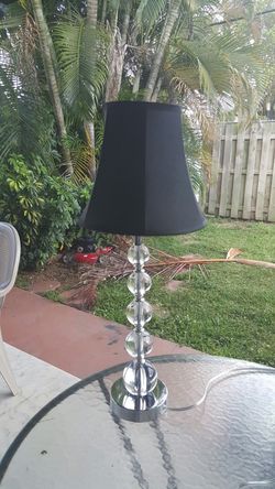 Lámpara de mesa 12.00