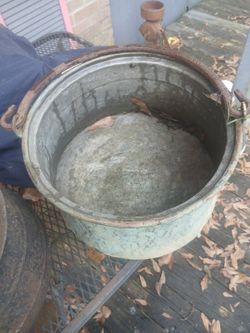 Old Copper  Fire Pot.  Kettle 