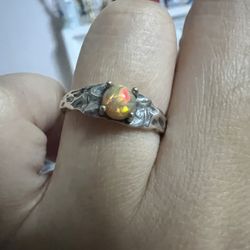 Ethiopian opal ring