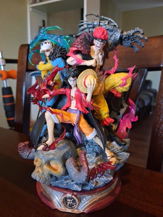 One Piece Luffy-Kid-Trafalgar Law Anime ABS Action Figure Battle w/base, 8" Tall