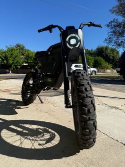 Revv1 DRT mint condition e bike