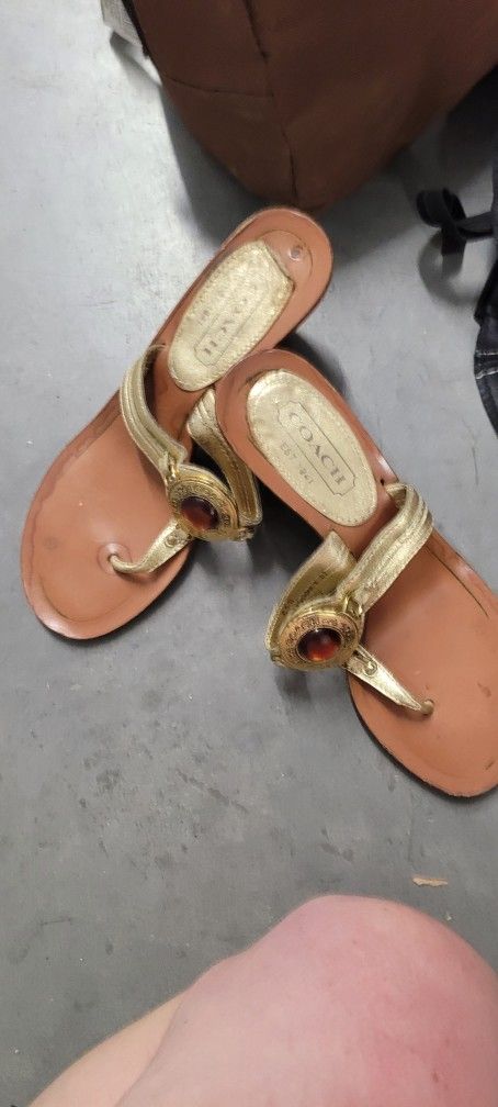 COACH LEATHER HEELS WOMENS SHOES SANDALS 6.5 B<