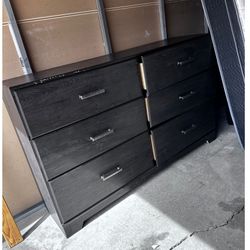 Dresser / Chest of drawers (used)