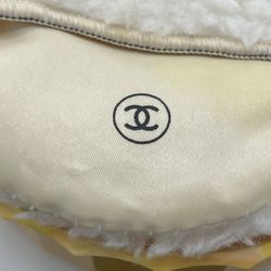 Vintage Coco CHANEL Powder Puff Silk Pocket Coco Chanel Logo 1970  Excellent Con   This vintage Coco CHANEL powder puff is a must-have for any collect