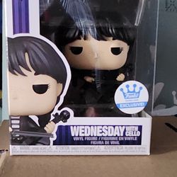 WEDNESDAY ADDAMS FUNKO POP