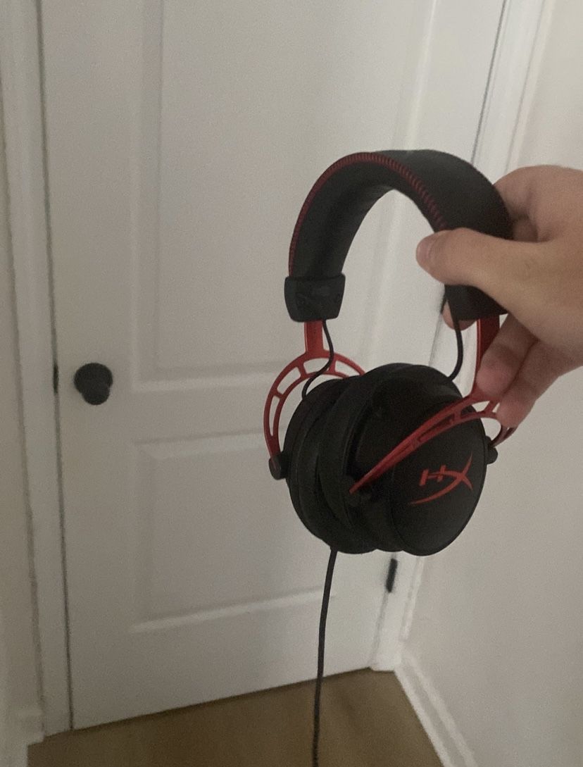HyperX cloud stinger Gaming Headphones