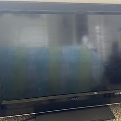 Vizio TV 30inch