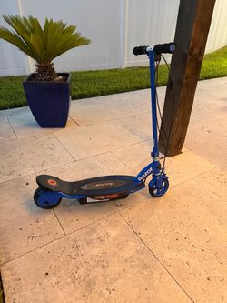 Razor scooter