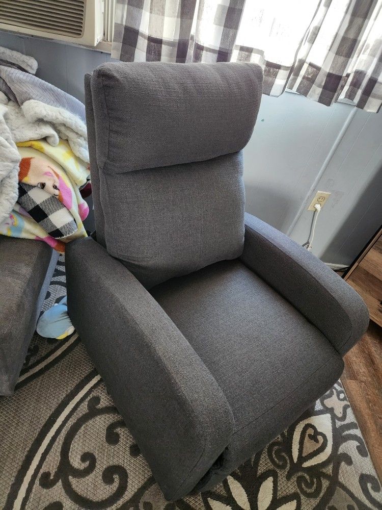 Recliner 