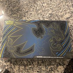 Pokemon Mega Charizard X Ultra Premium Collection