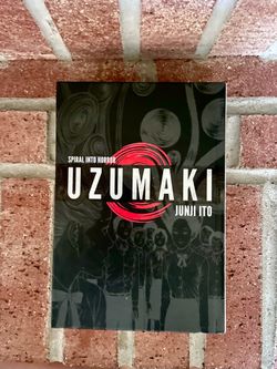 Uzumaki (Delux Edition) by Junji Ito