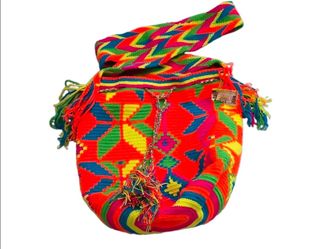 Wayuu Large Crossbody Bag. Handmade Colombian Mochila – Bright Multicolor