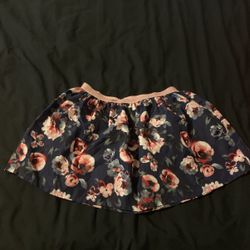 Girls Size 7/8 Navy Flower Skirt