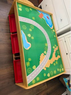 Train play table