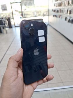 Apple iPhone 14 in Midnight Black Unlocked 128 gb