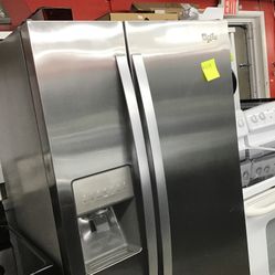 Whirlpool 22 Cu Ft 33” Stainless Steel Side By Side Fridge. 1 Year Warranty 
