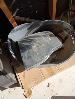 Expedition Driver Side Head Light