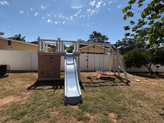Playground set
