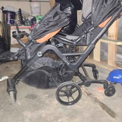 Stroller 