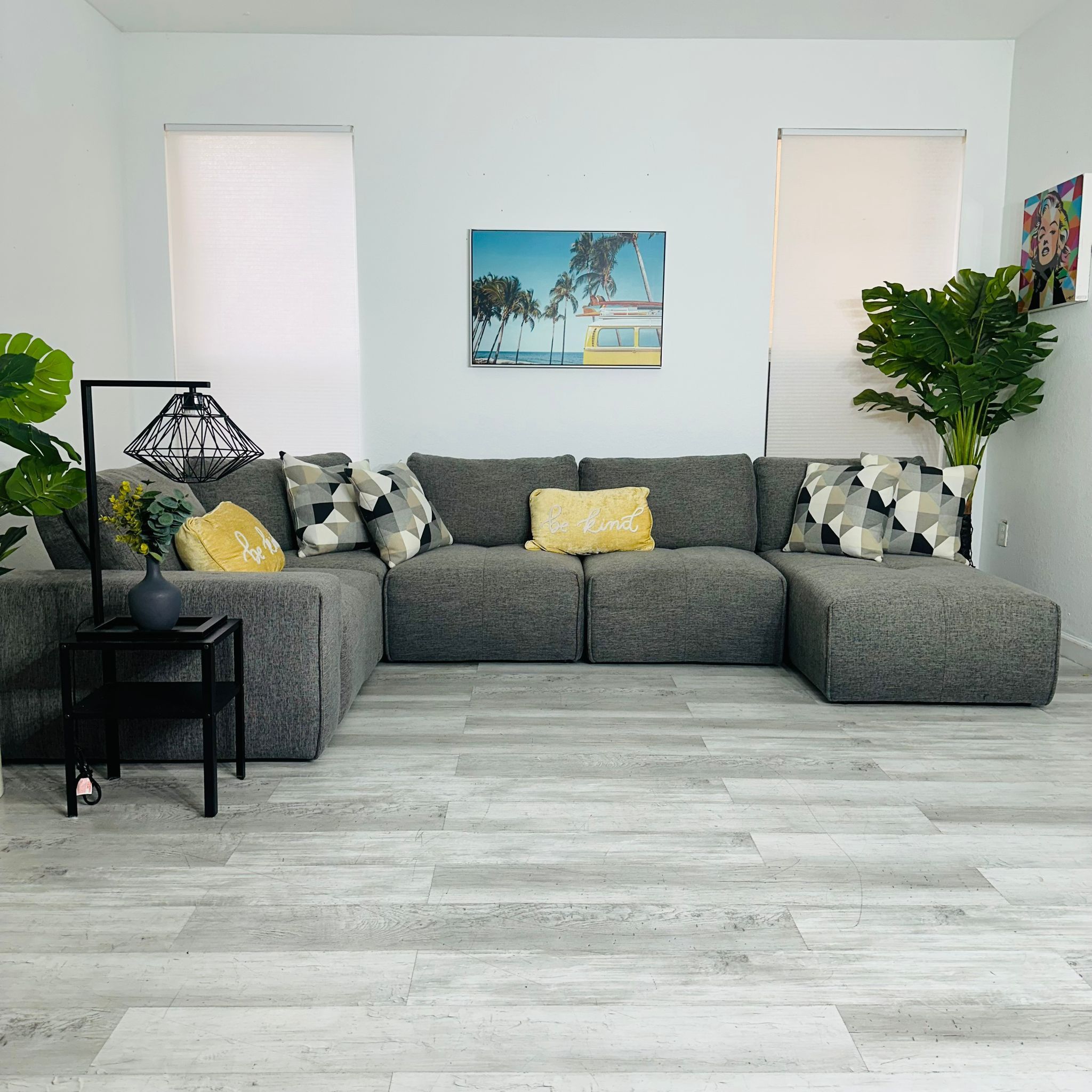 Sectional Modular 5pcs Dark Gray Fabric Room To Go FREE DELIVERY for