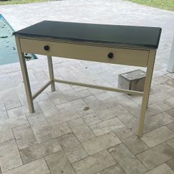 Used Desk