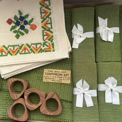 Vintage Pure Irish Linen Luncheon Set
