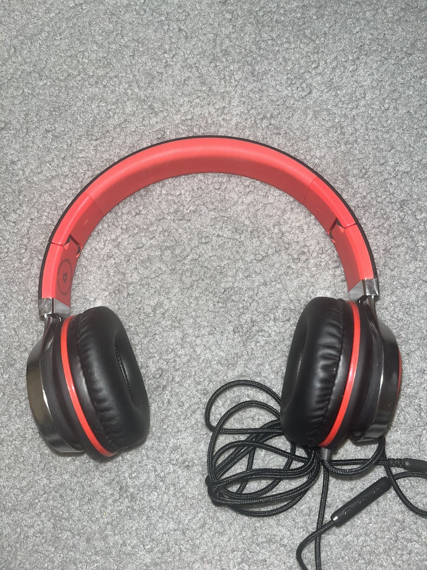 Red Wired Headphones - Artix