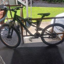 Specialized(stupid Jumper)mountain Bike