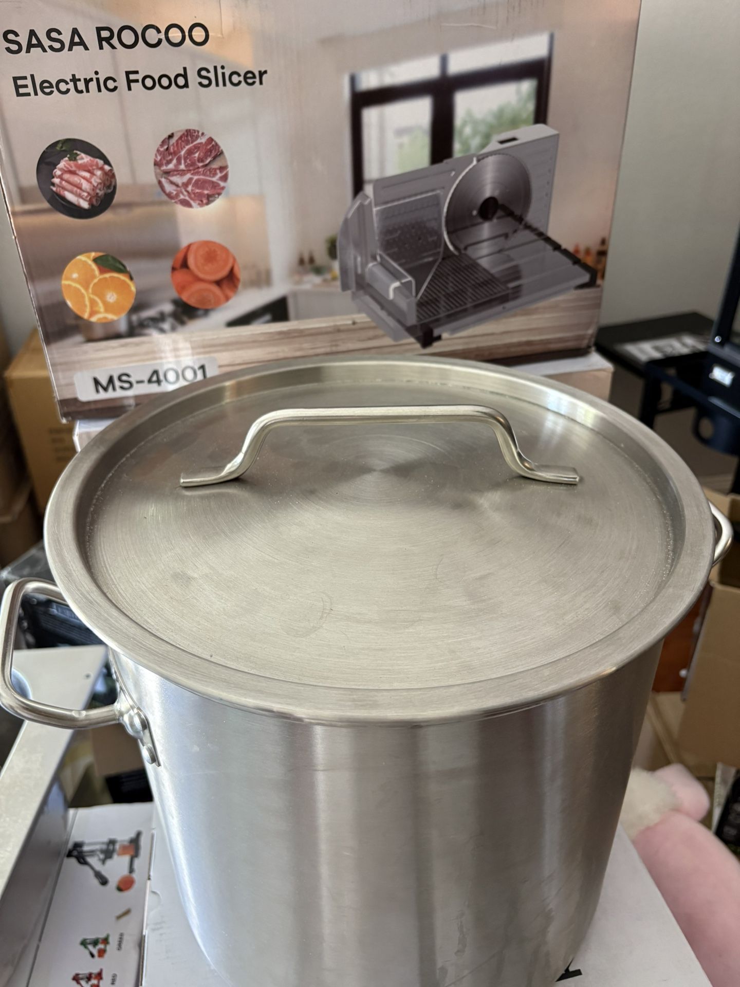 Meat slicer & Stainless Pot 21 Qt