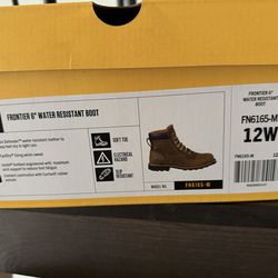 Carhartt soft toe boots
