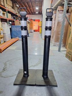Delineator Traffic Posts w/ Heavy Duty Rubber Bases