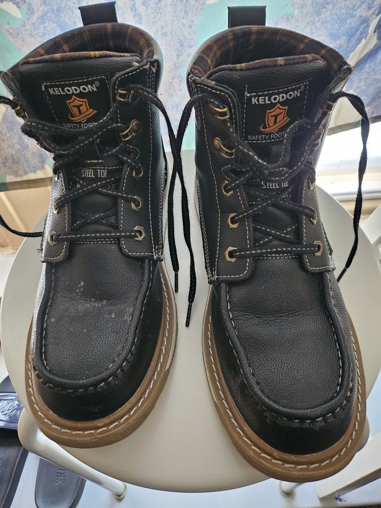 WORK BOOTS
