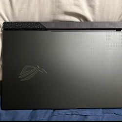 2023 ASUS ROG Strix G17 240Hz AMD Ryzen 9 7945HX NVIDIA GeForce RTX 4070