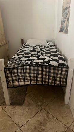 Free bed and mattress