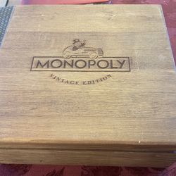 Vintage Monopoly collector,set
