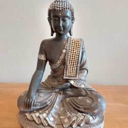 SEATED BUDDHA