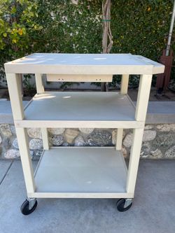 Tuffy Heavy-Duty 3-Shelf Rolling Utility Cart