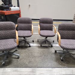 Office chairs in really good condition