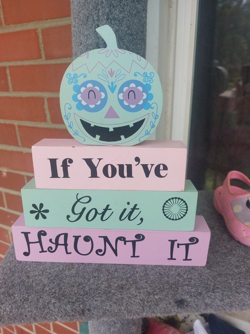 Halloween Decor