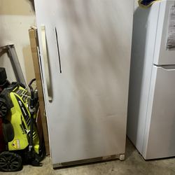 Garage Single Door Freezer