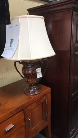 Brown Urn Acorn Lamp