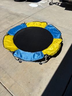 Kids trampoline