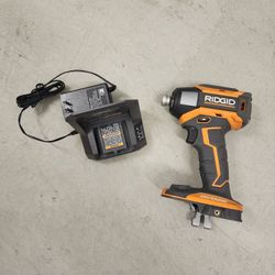 18V Brushless Cordless 3-Speed 1/4 in. Impact Driver

Comes with charger
