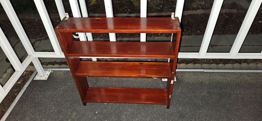 Wall shelf