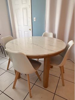 Dinning table