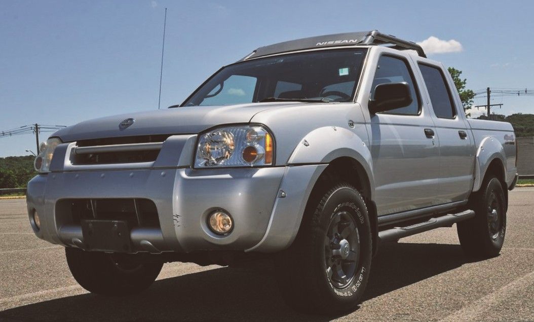 90K miles Nissan Frontier.4x4