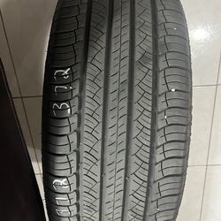 235/55/19 one used Michelin latitude tour HP tire great tread
