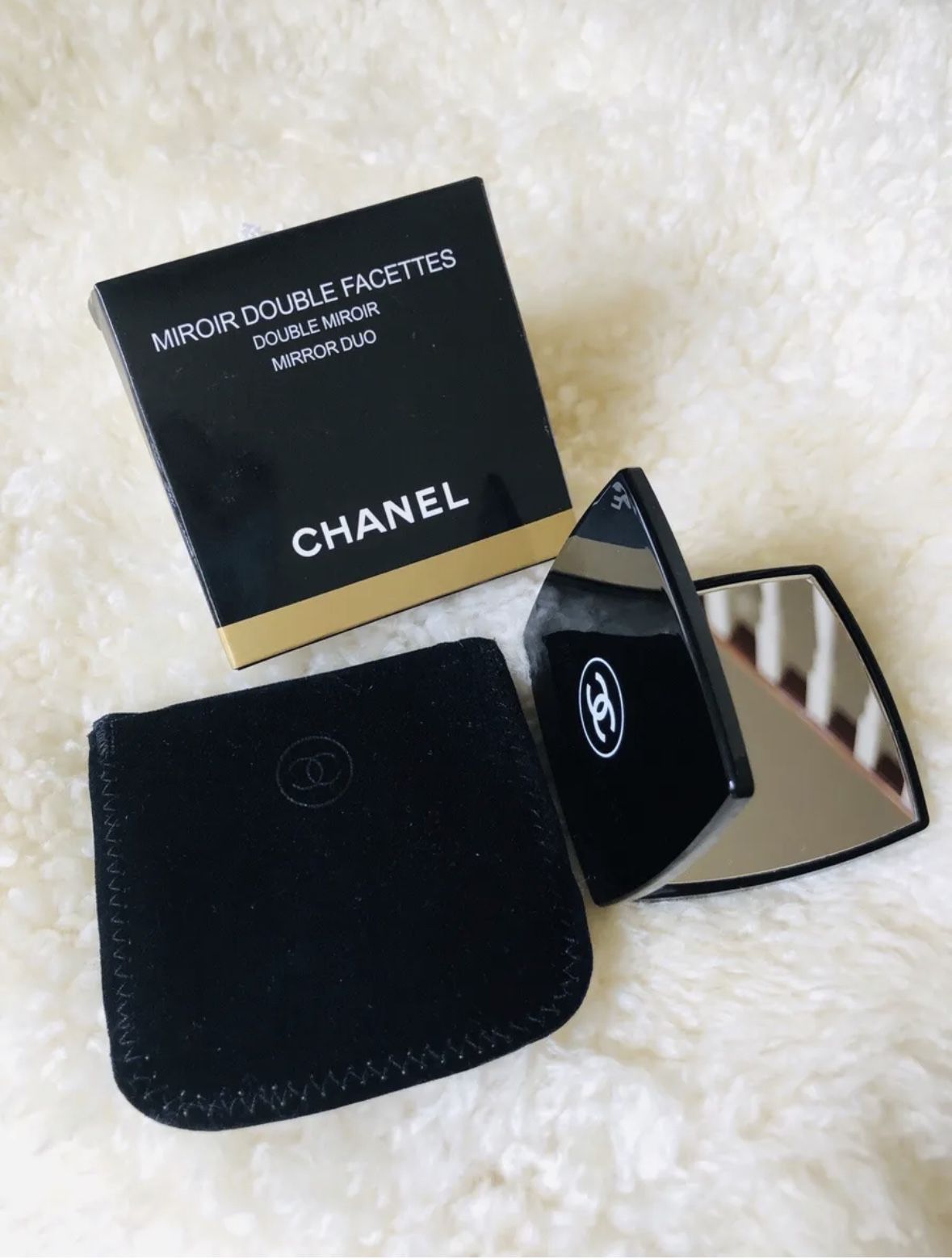 Chanel Mirror Duo Compact Double Facette Makeup Black Bridesmaid Gift Idea  for Sale in Westlake Village, CA - OfferUp